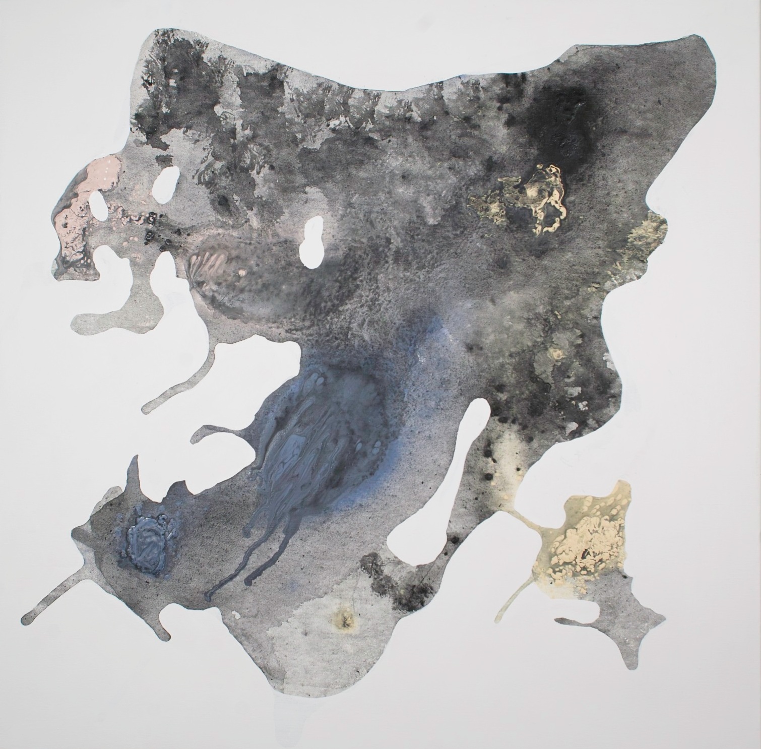 332 - 2015 - untitled - cm 90 x 90 - mixed media on canvas
